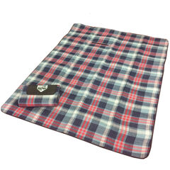 CAMPRO Deluxe Travel Rug